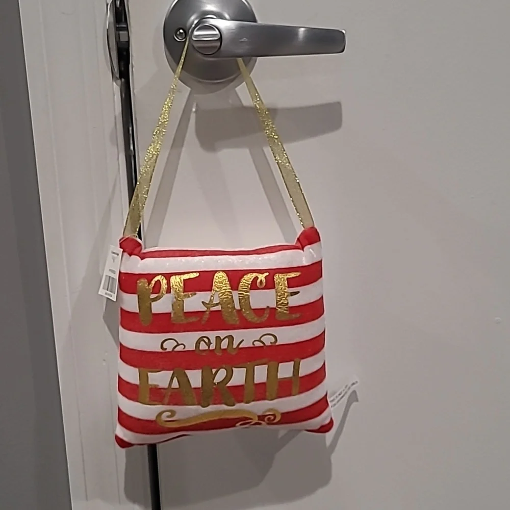 Peace on Earth Door Pillow NWT